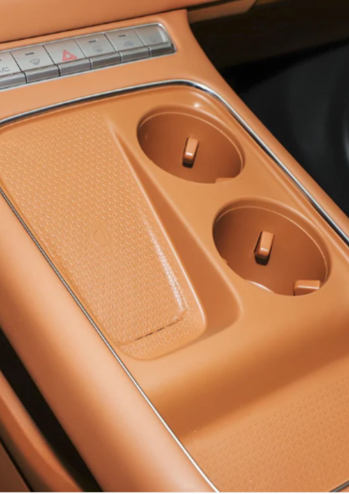 haval h6 brown cup holder 2